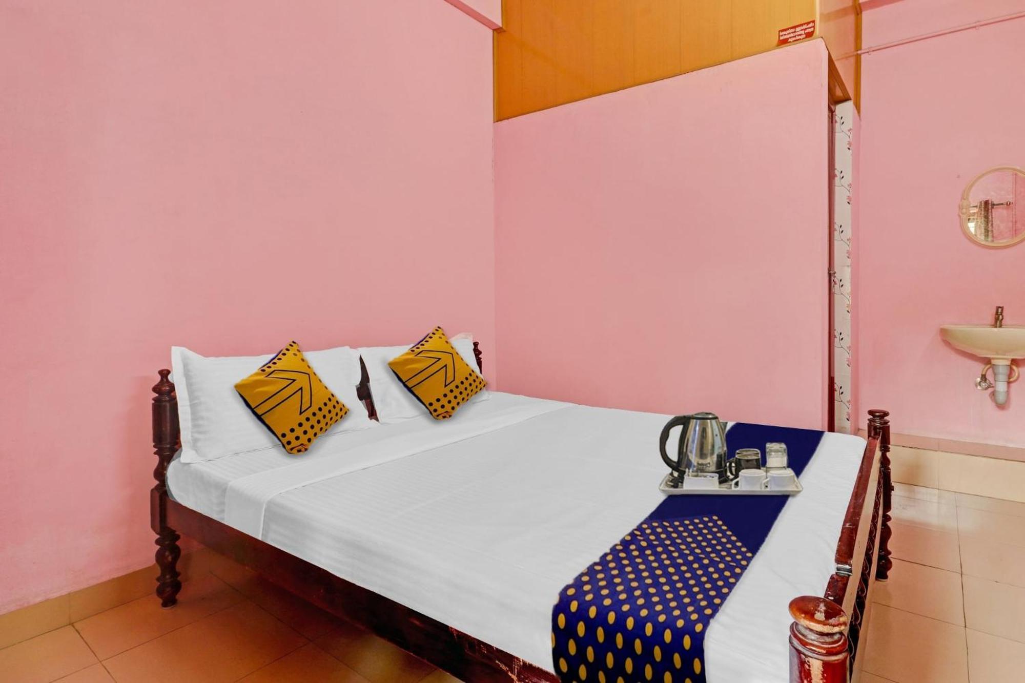 Spot On Jayesh Guest House Nashik Luaran gambar