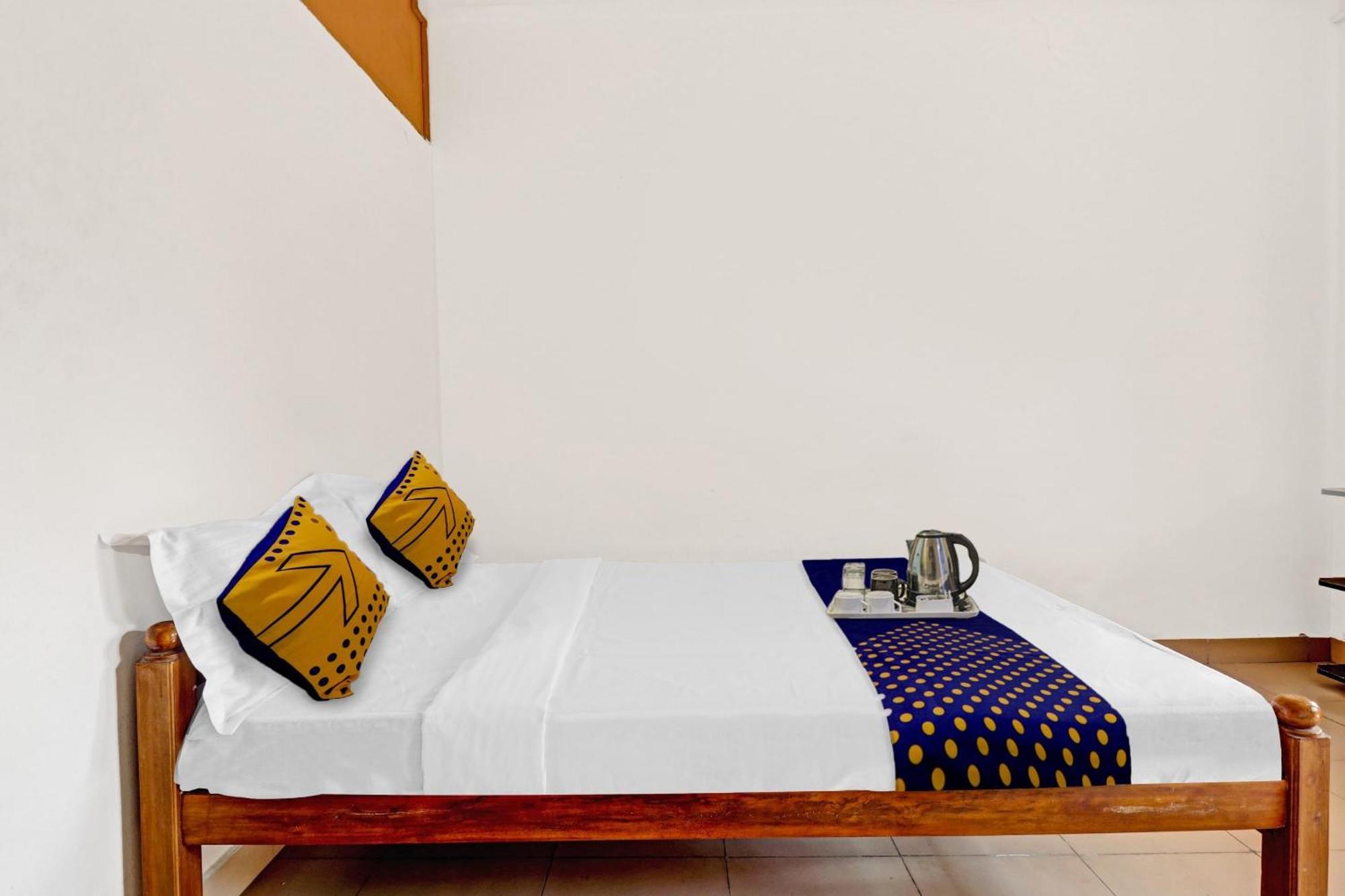 Spot On Jayesh Guest House Nashik Luaran gambar