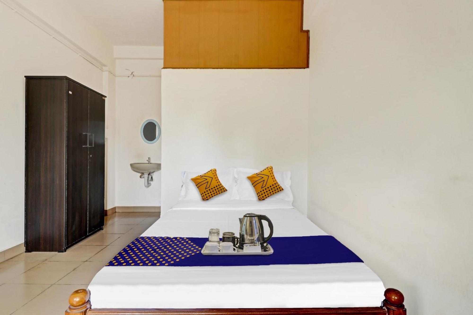 Spot On Jayesh Guest House Nashik Luaran gambar