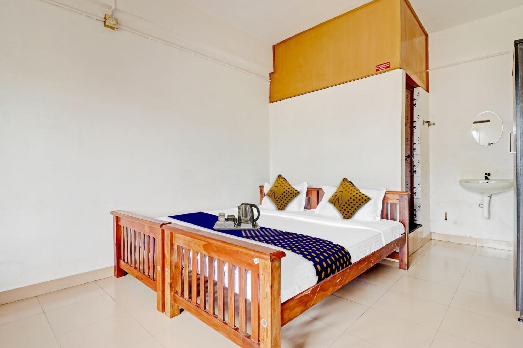 Spot On Jayesh Guest House Nashik Luaran gambar