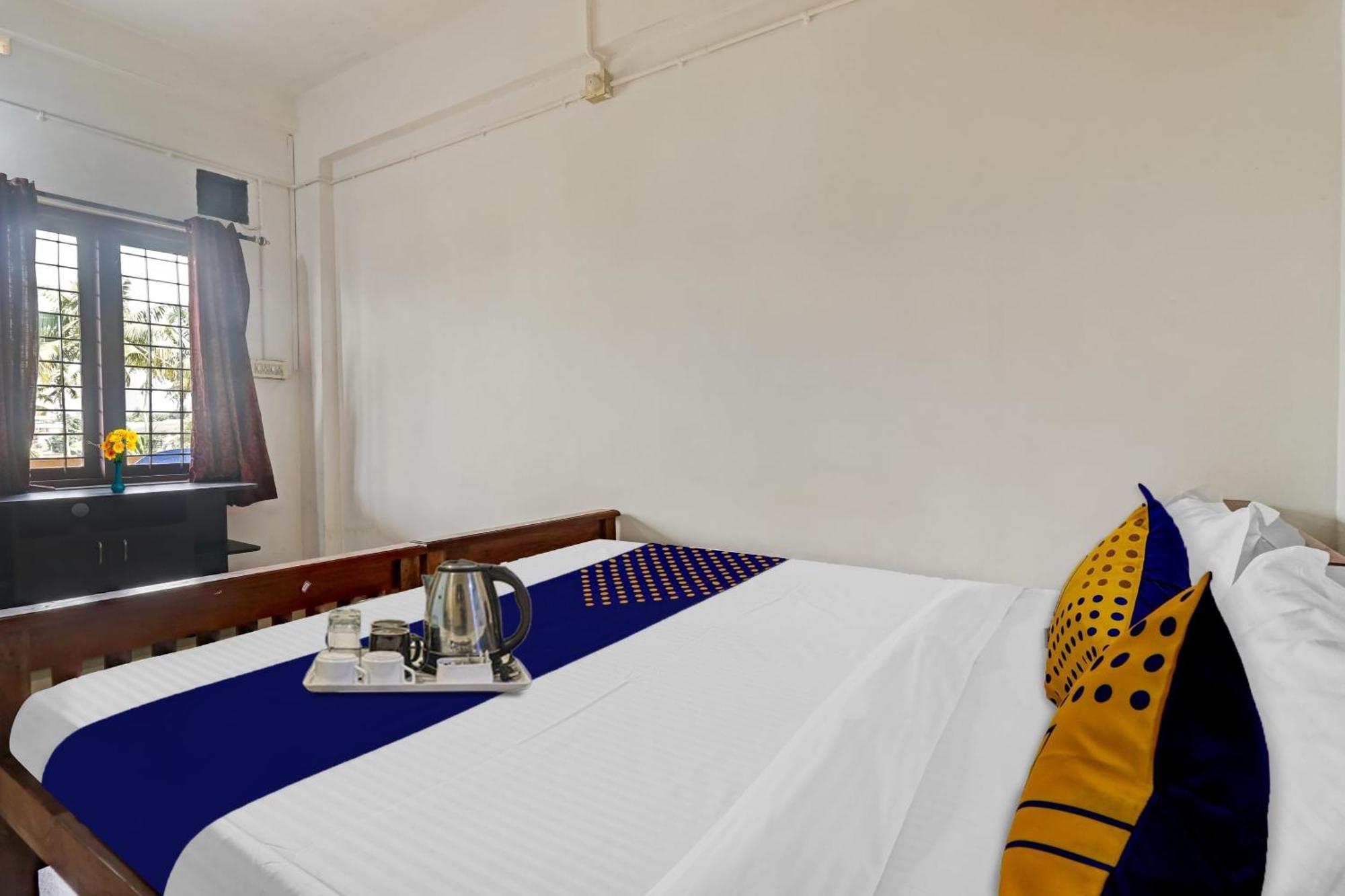 Spot On Jayesh Guest House Nashik Luaran gambar